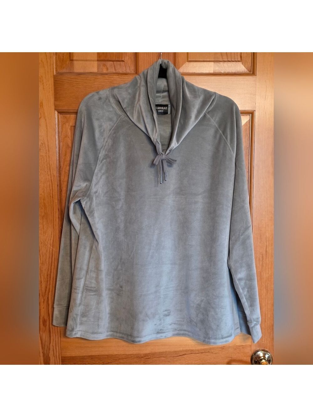32 Degrees Green Velour Shawl Collar Pullover Sweater